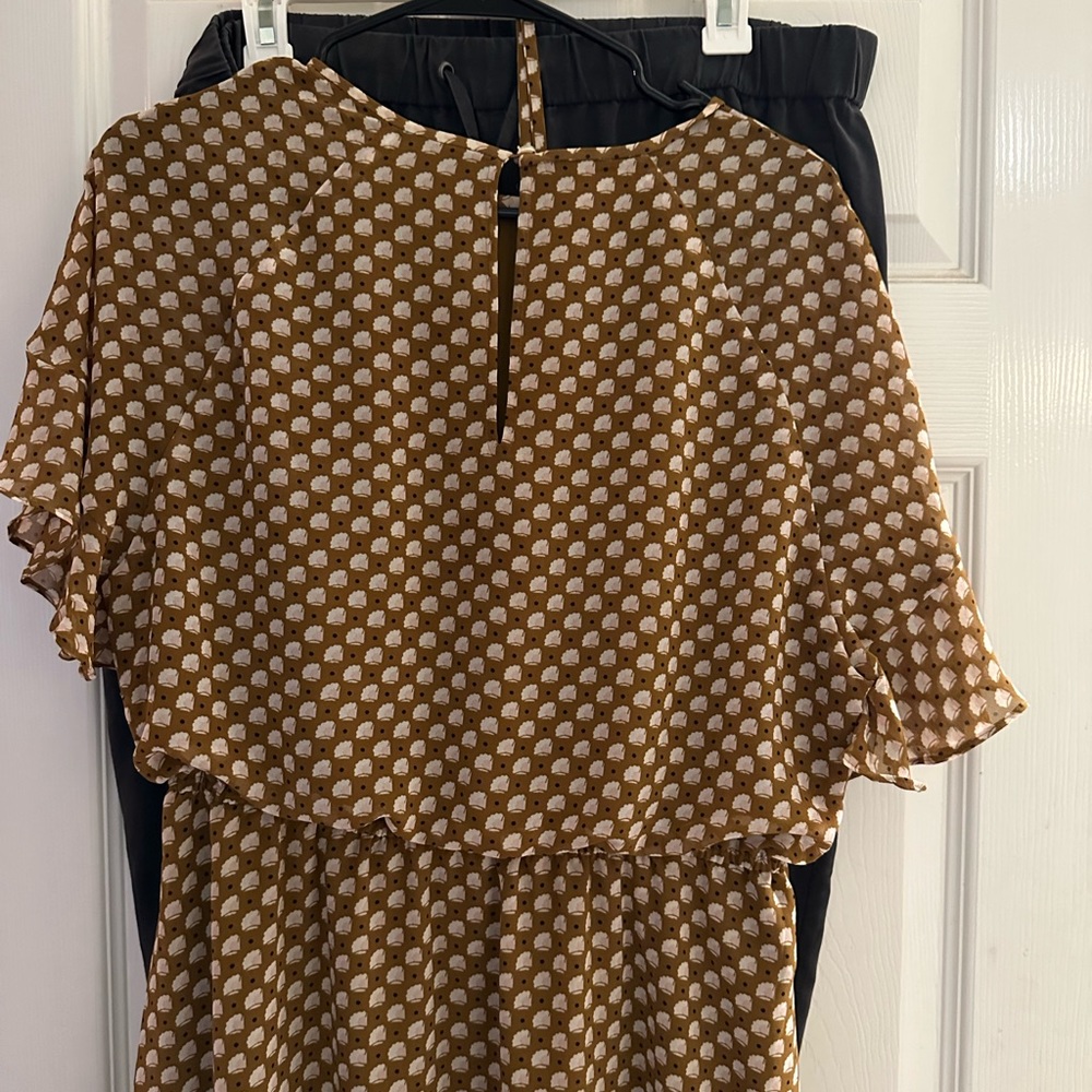 Lovely brown, cream, blush dress. Size M/8.  Only worn a few times